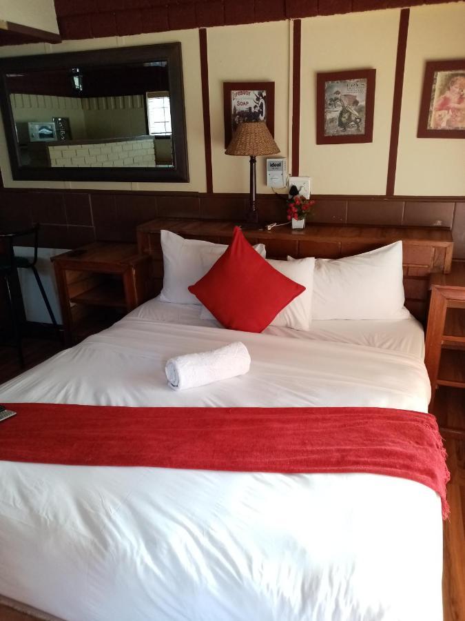 Tudor Lodge Guest House Johannesbourg Extérieur photo
